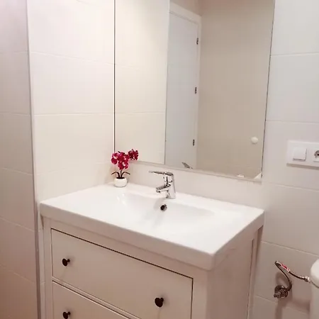 Anna Apartment